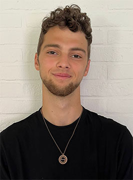 Opvoeder<br><br> Miguel Henrion